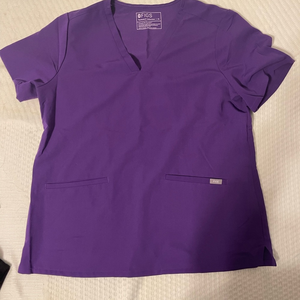 Figs scrubs